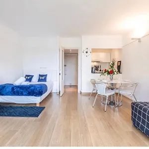 https://appart-1-piece-pointe-de-la-croisette-a-cannes.fr-provencehotel.com
